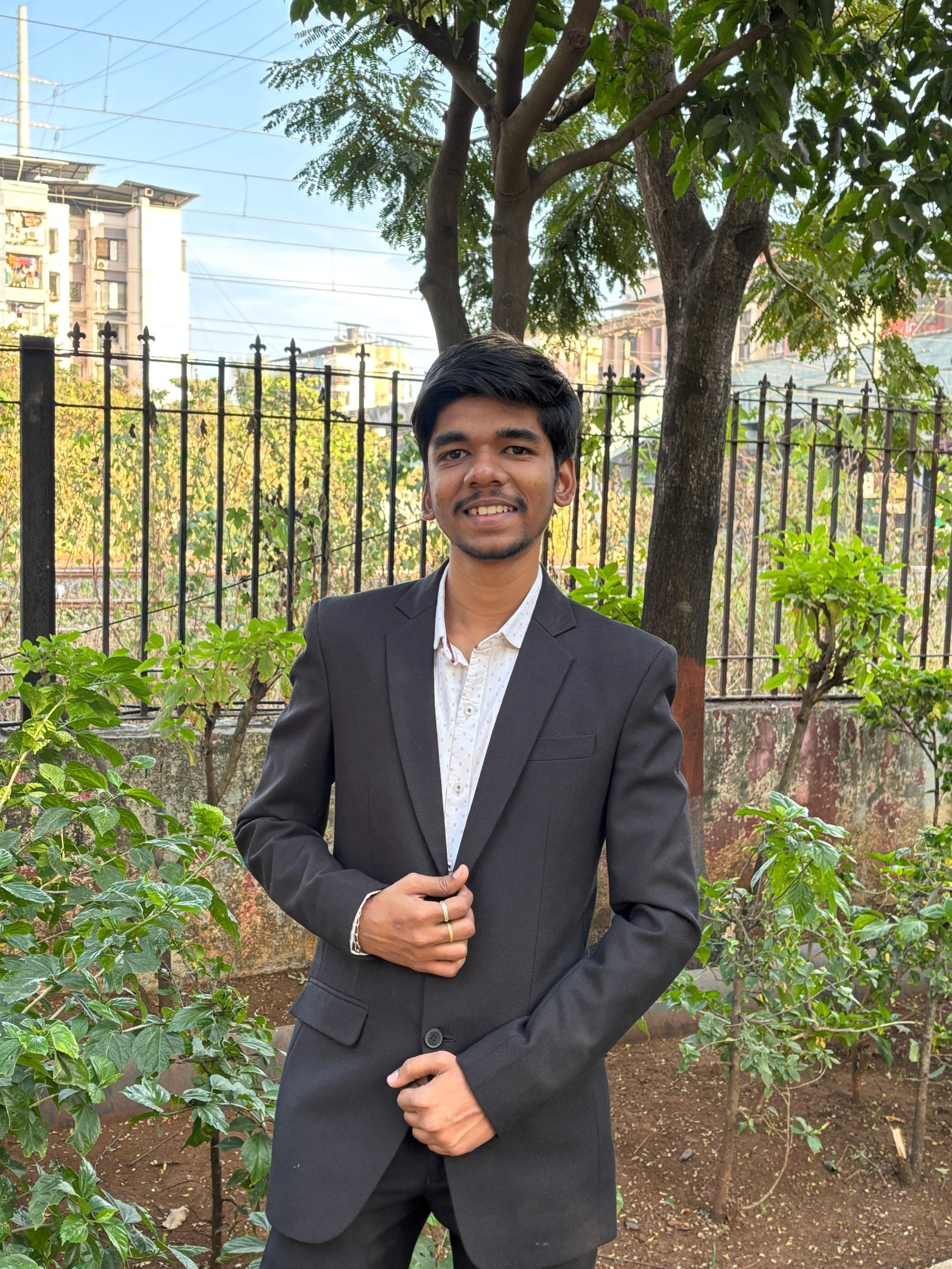 Rtr. Sujal Shah